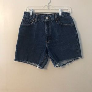 Vintage Levi Shorts. Fit is vintage size.  10